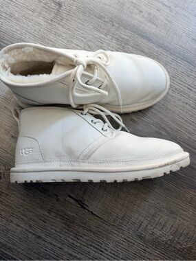 UGG Women’s Off-White Shearling-Lined Lace-Up Boots